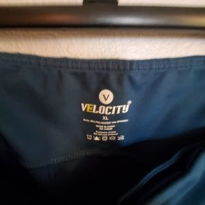 Velocity xl capri leggings